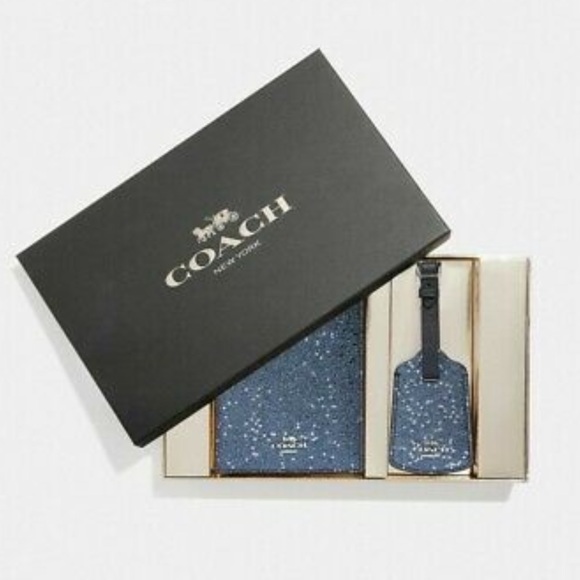 Coach Accessories - 🆕 Coach Glitter Travel Set/ Passport/ Luggage Tag